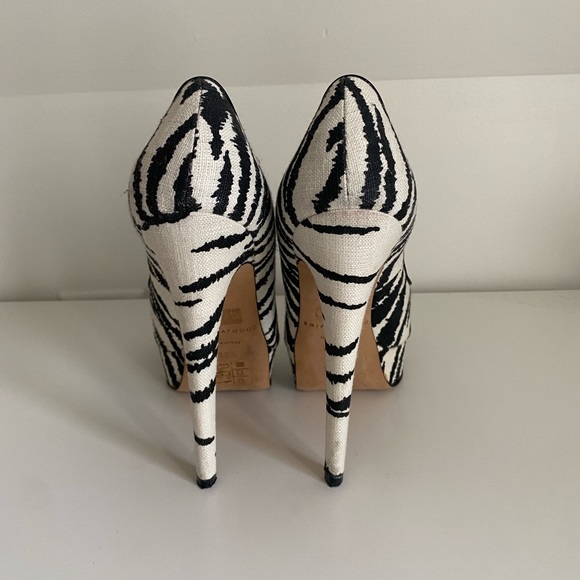 Brian Atwood Linen Zebra Print Open Toe Platform Pump
w/ Leather trim. - Picture 2 of 5
